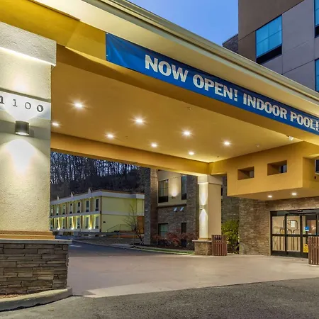 Comfort Inn & Suites Pittsburgh South