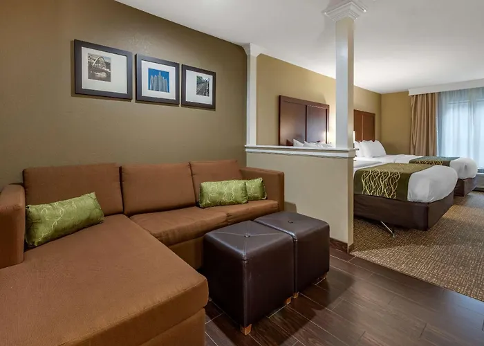 Hotel Comfort & South Pittsburgh